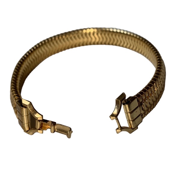 Gorgeous! Vintage Gold Plated Tight Link Snake Chain Bracelet Woman’s Jewelry - Picture 3 of 7